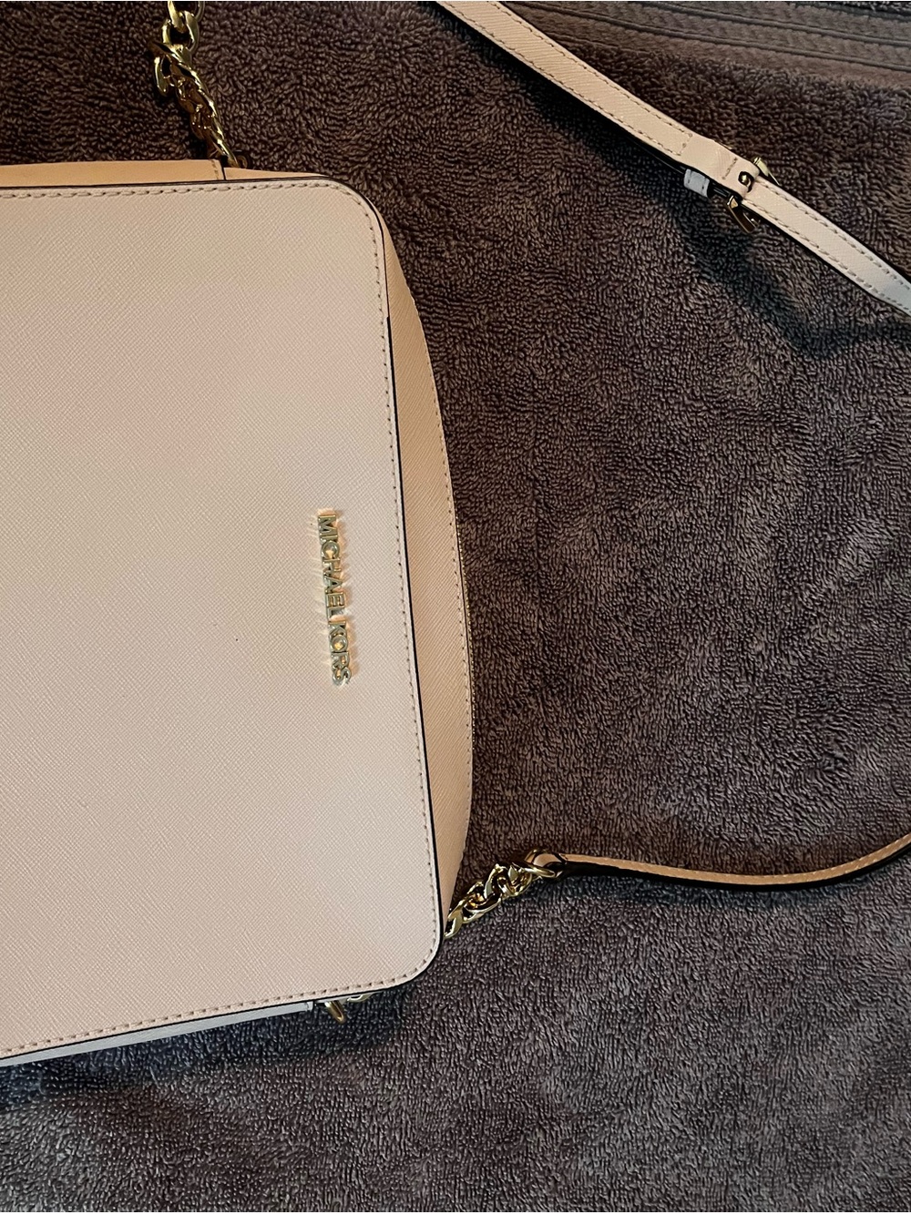 Michael Kors Two-Tone Pebble Leather Crossbody in Light Pink and Tan